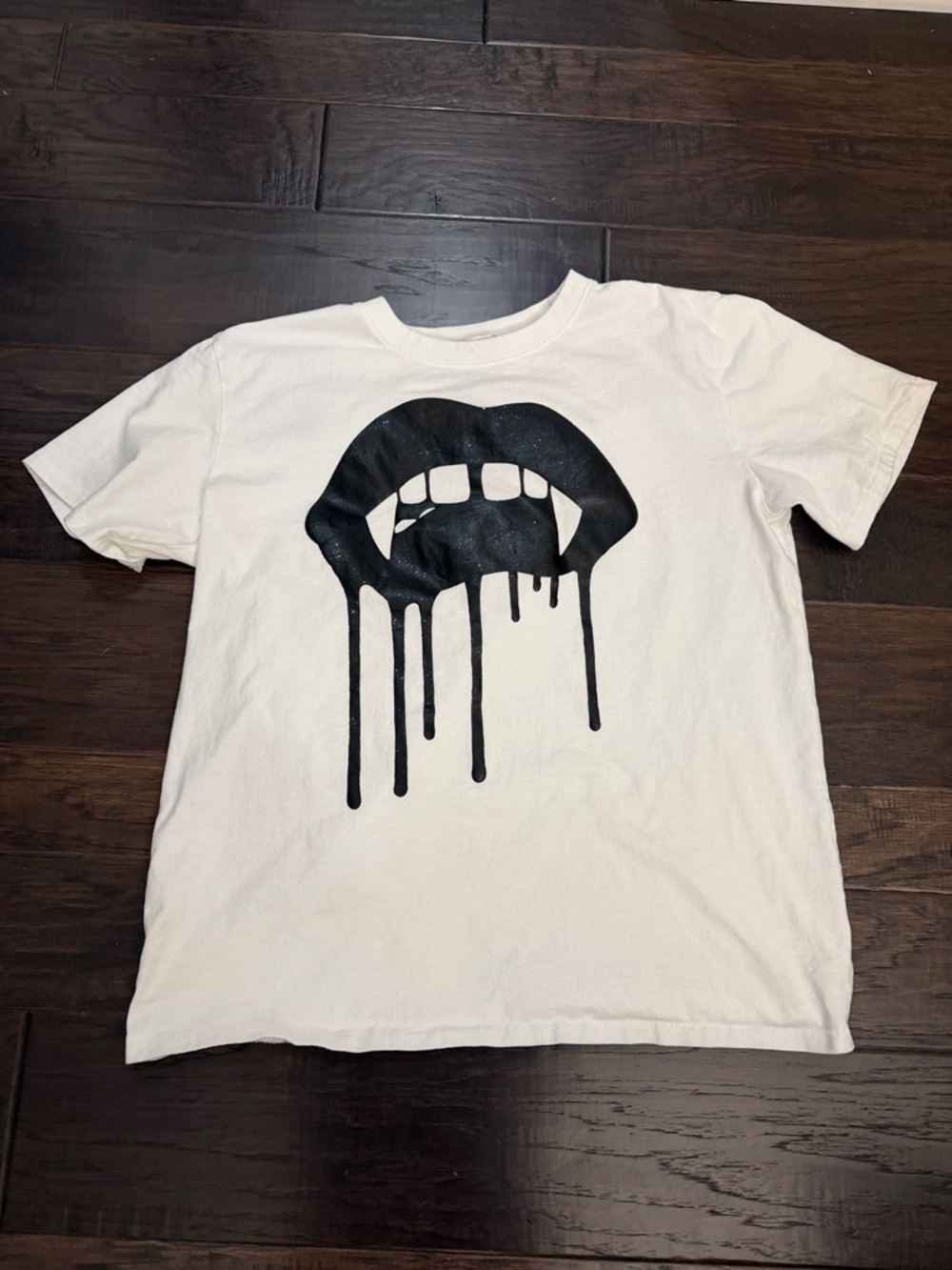 Wildfox Tee White with Black Dripping Lip Graphic